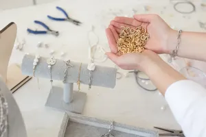Jak zrobić zapięcie łańcuszka DIY?